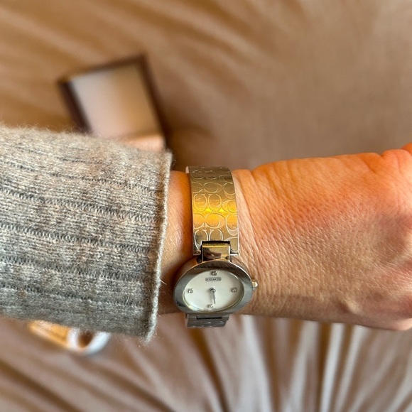 Coach watch** Authentic main image 10